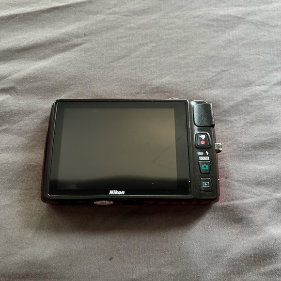 Nikon Coolpix s4300 digital camera - Picture 5 of 8